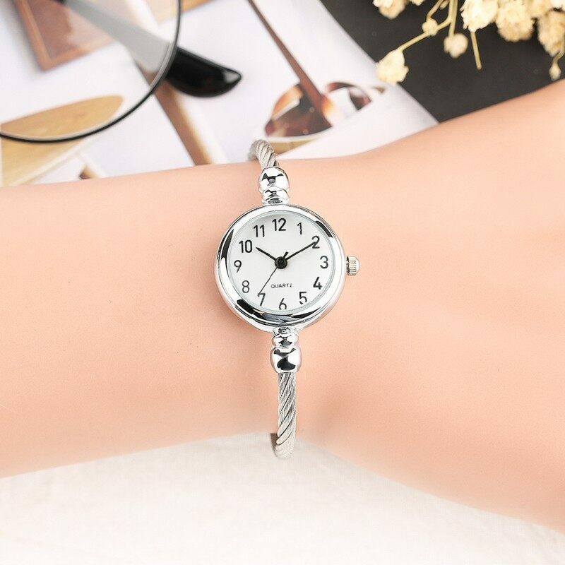 Roman Numbers Women Quartz Wrist Watch Women Gelang Wrist