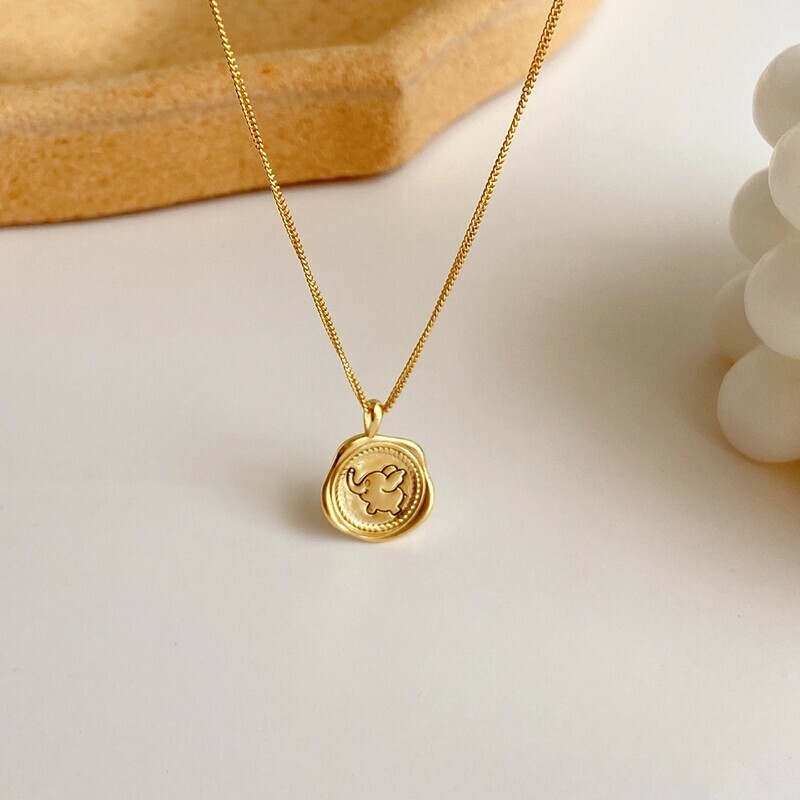 Korean Cartoon Cute Dumbo Necklace Clavicle Chain Temperament Personality Wild Metal Pendant Necklac