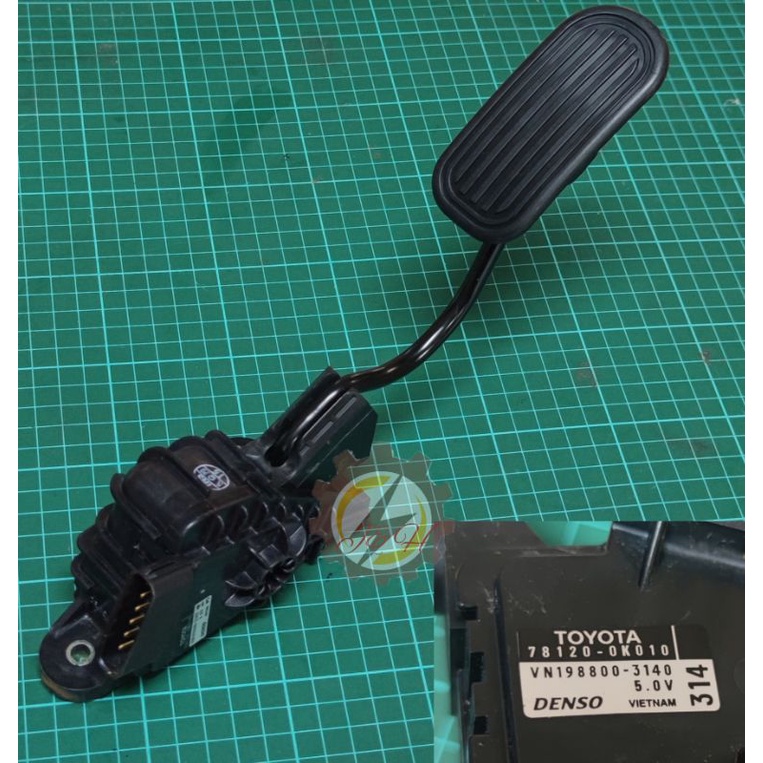  STOK CLEARANCE  ORIGINAL & NEW TOYOTA HILUX KUN25 2005-2015 78120-0K010 ACC PADEL / ACCELERATOR PAD